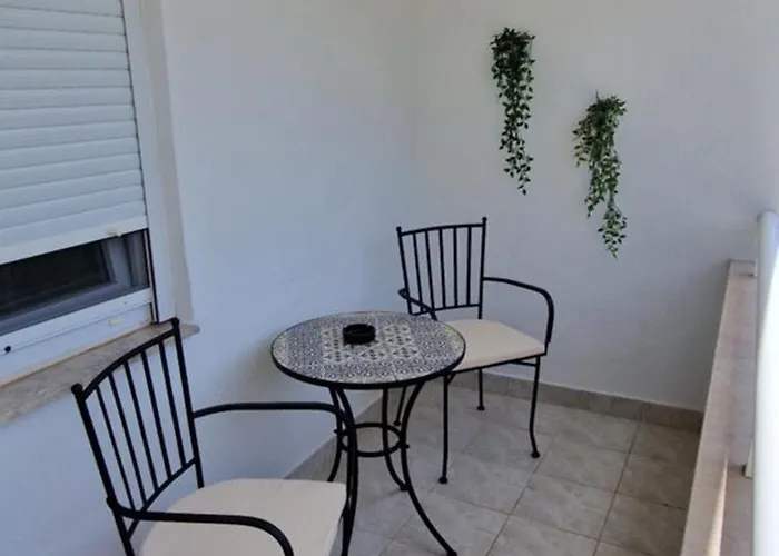 Mirjana شقة Hodilje